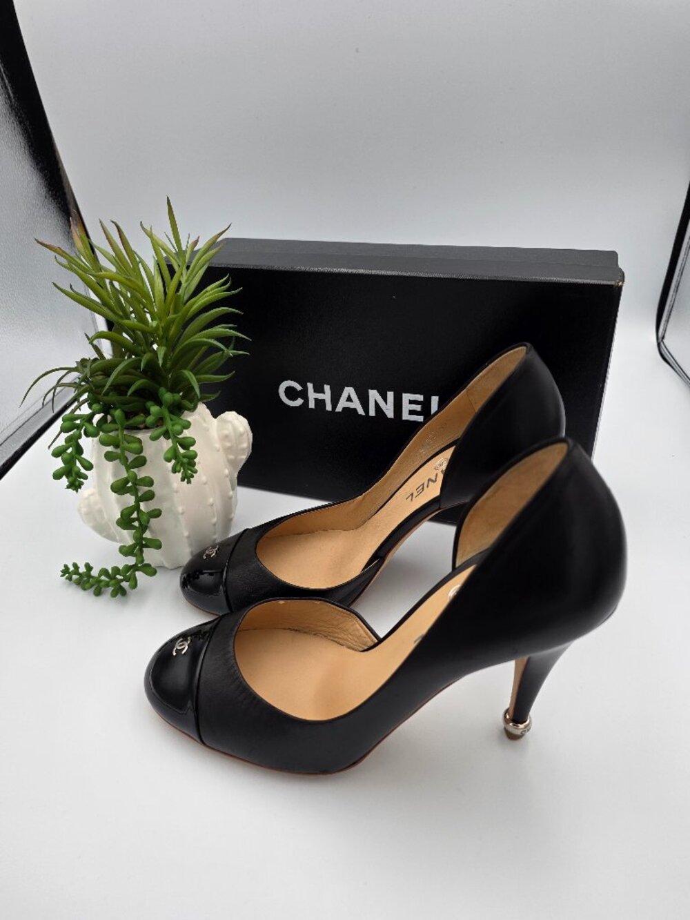 Chanel Black Pumps Size 39